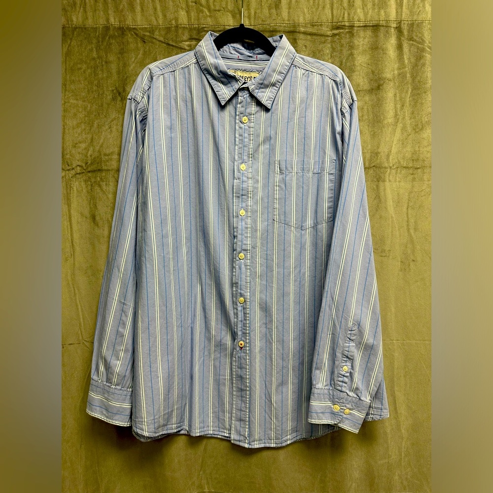 Bailey’s Point Men’s Dress Shirt